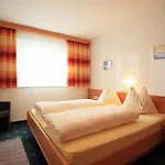 Lisa Schweiger Apartman